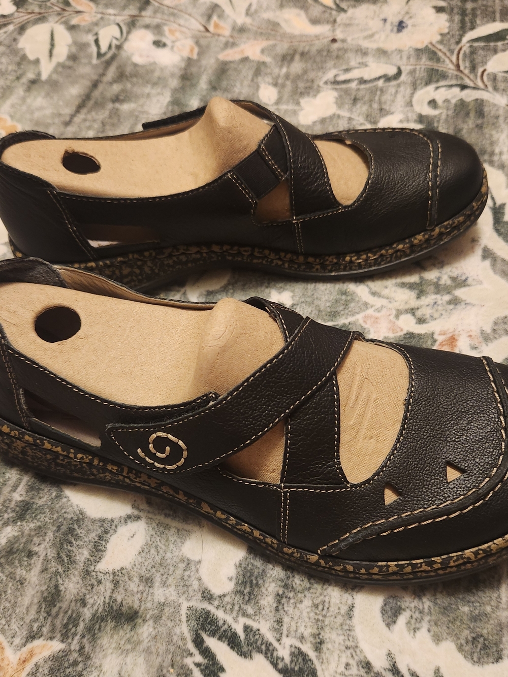 Rieker Daisyback Mary Janes Black Velcro Sz 38 Slip On Slide 7.5